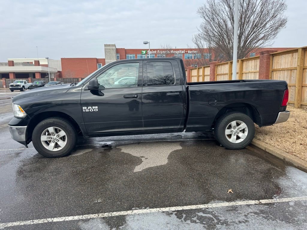 Used 2024 RAM 1500 Classic SLT image 3