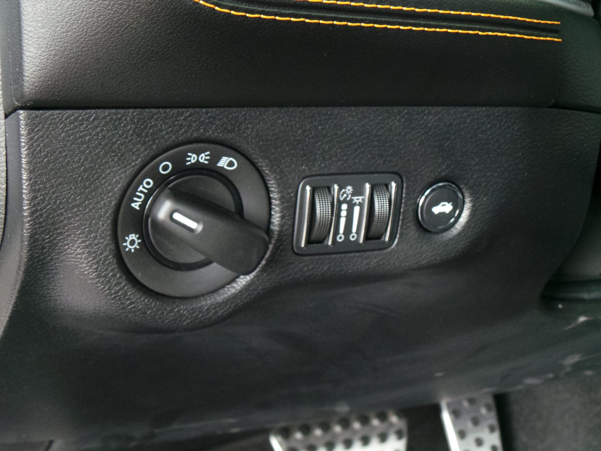Used 2022 Dodge Challenger R/T Scat Pack RWD image 27
