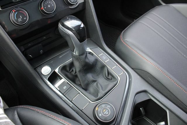 Used 2024 Volkswagen Tiguan Wolfsburg Edition w/ Panoramic Sunroof Package AWD/4WD image 18