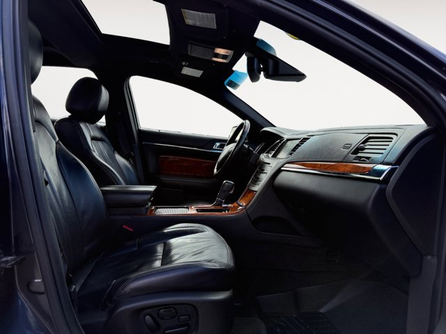 Used 2014 Lincoln MKS AWD w/ Equipment Group 101A image 16