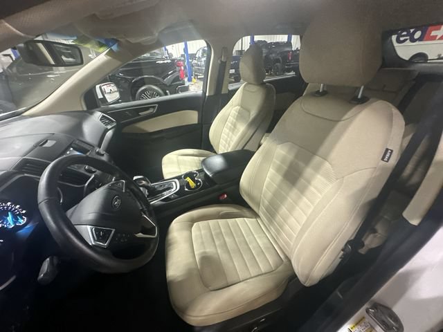 Used 2018 Ford Edge SEL FWD image 17