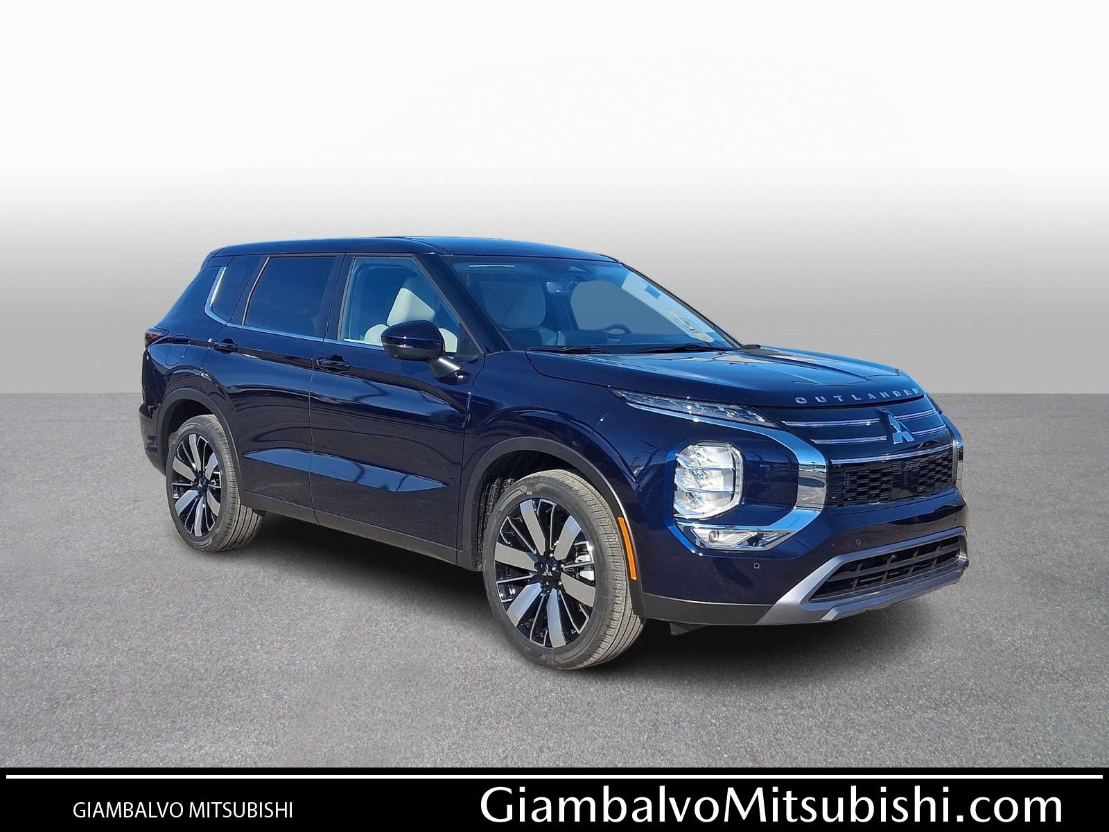New 2026 Mitsubishi Outlander SE