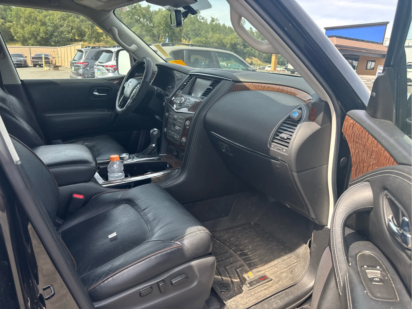 Used 2019 Nissan Armada SL w/ Premium Package AWD/4WD image 10