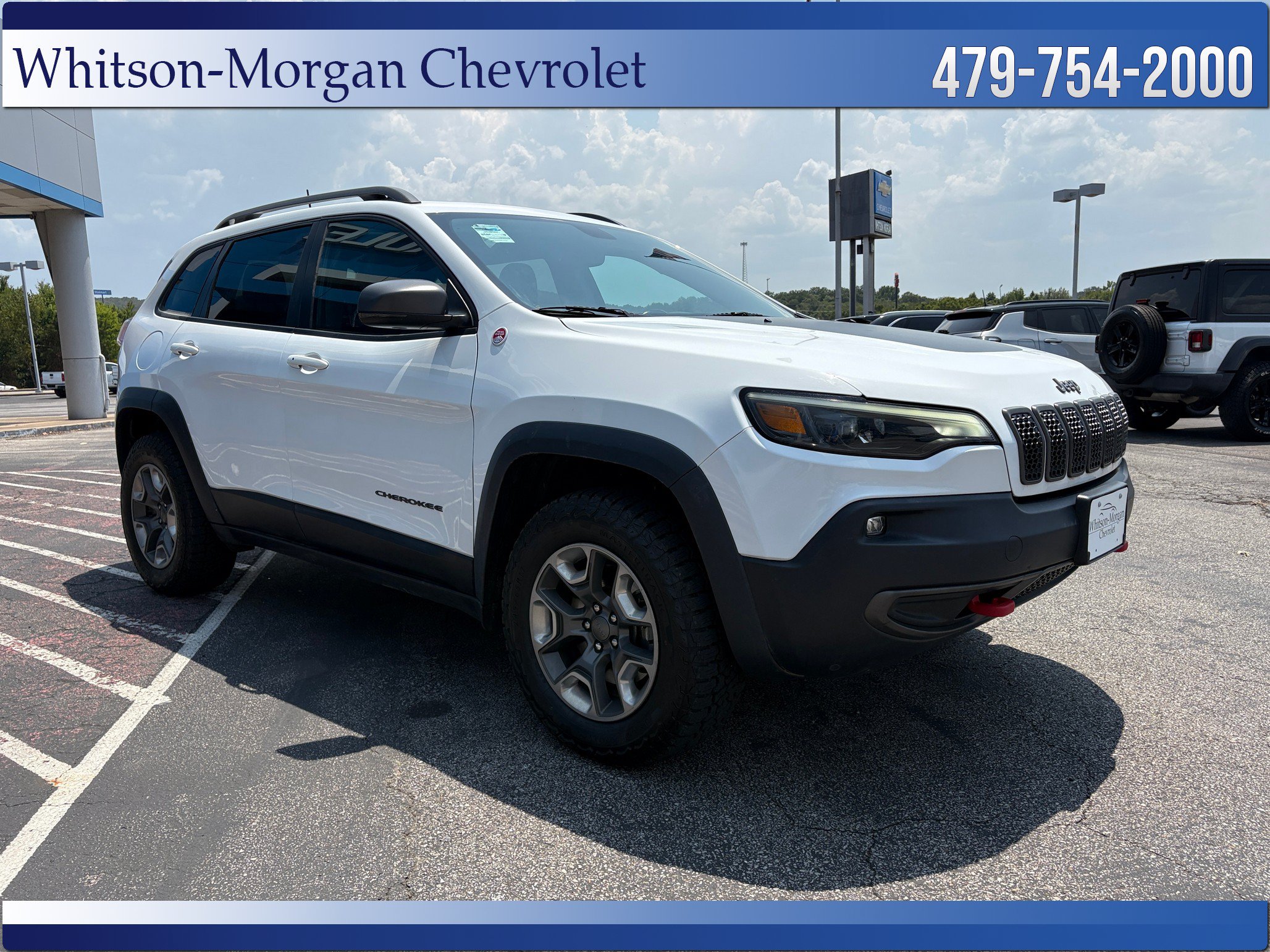 Used 2020 Jeep Cherokee Trailhawk w/ Comfort/Convenience Group AWD/4WD image 3