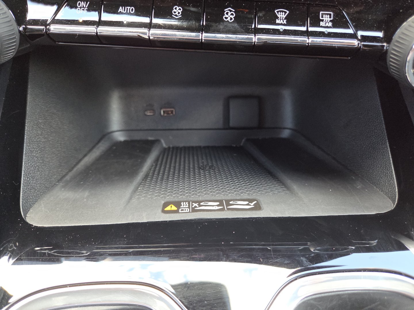 Used 2024 Chevrolet Traverse Z71 w/ Enhanced Driving Package AWD/4WD image 8