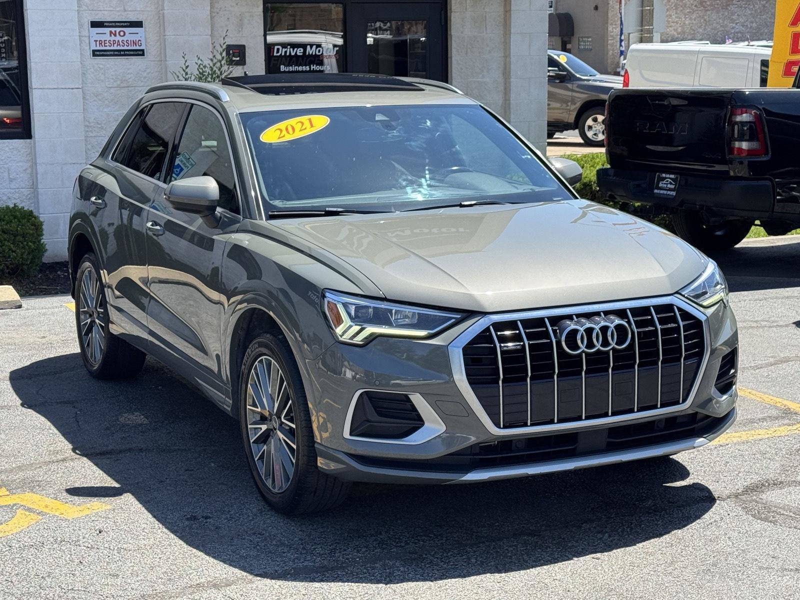 Used 2021 Audi Q3 2.0T Premium Plus w/ Premium Plus Package AWD/4WD image 15