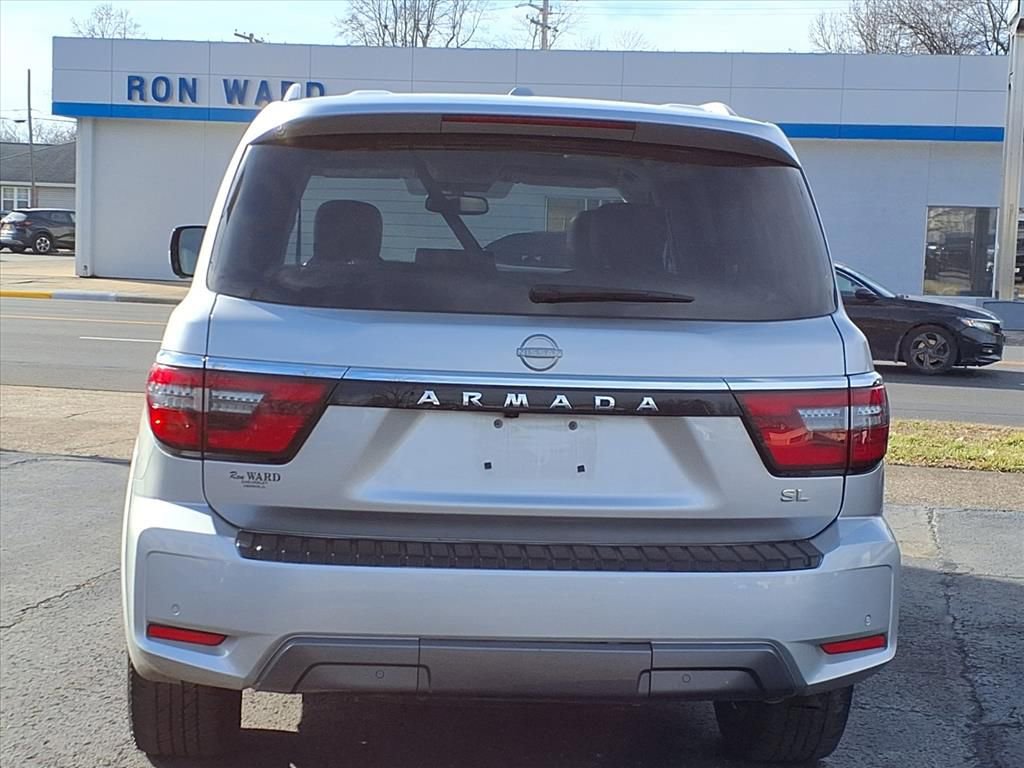 Used 2024 Nissan Armada SL w/ Captain's Chairs Package AWD/4WD image 13