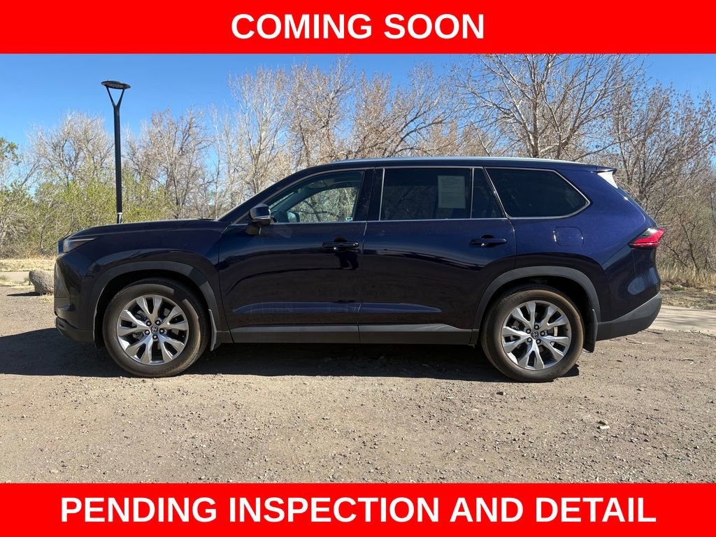 Used 2024 Toyota Grand Highlander Limited image 3