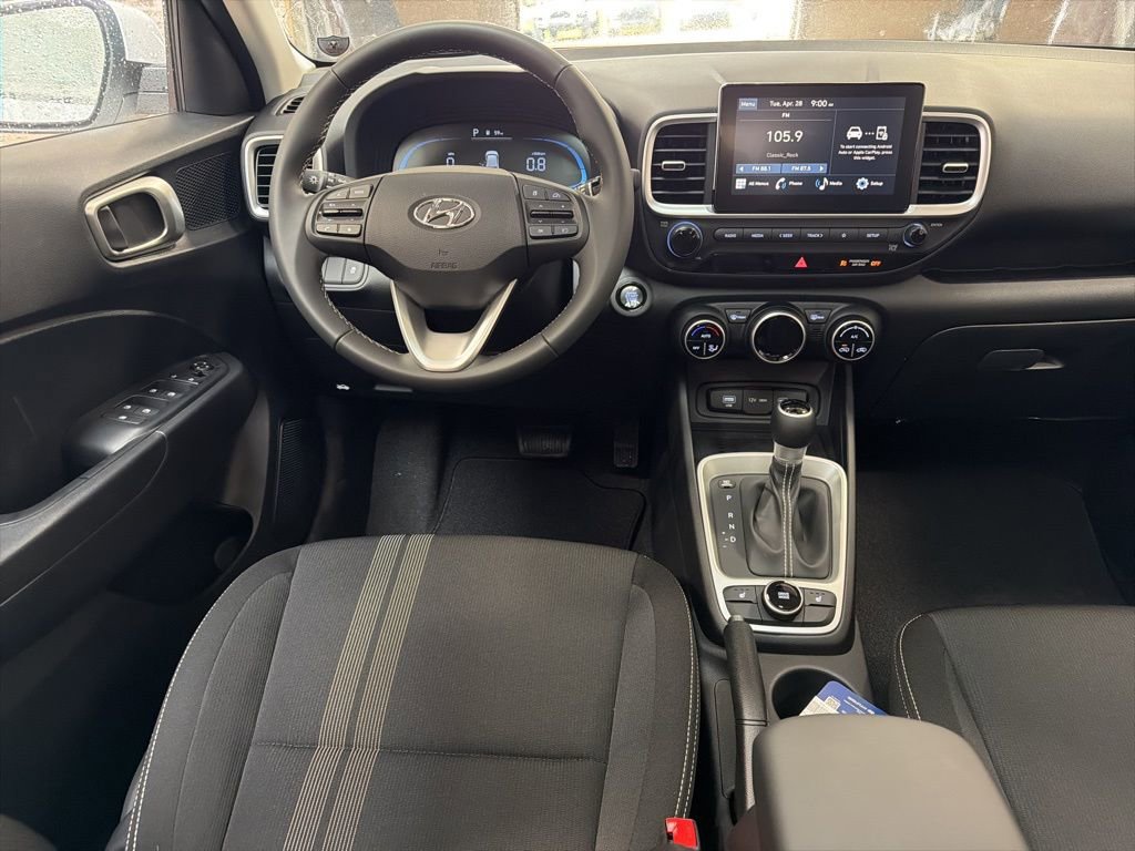 Used 2026 Hyundai Venue SEL FWD image 15