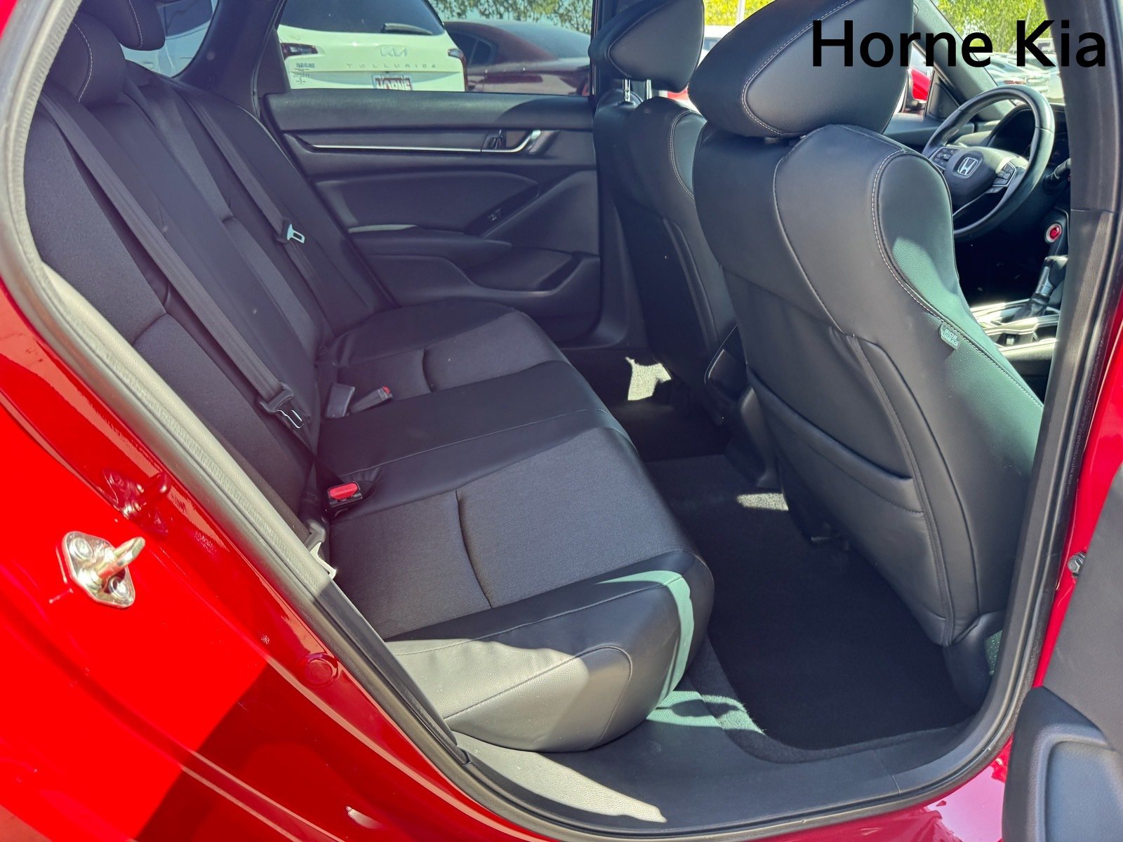 Used 2018 Honda Accord Sport image 29
