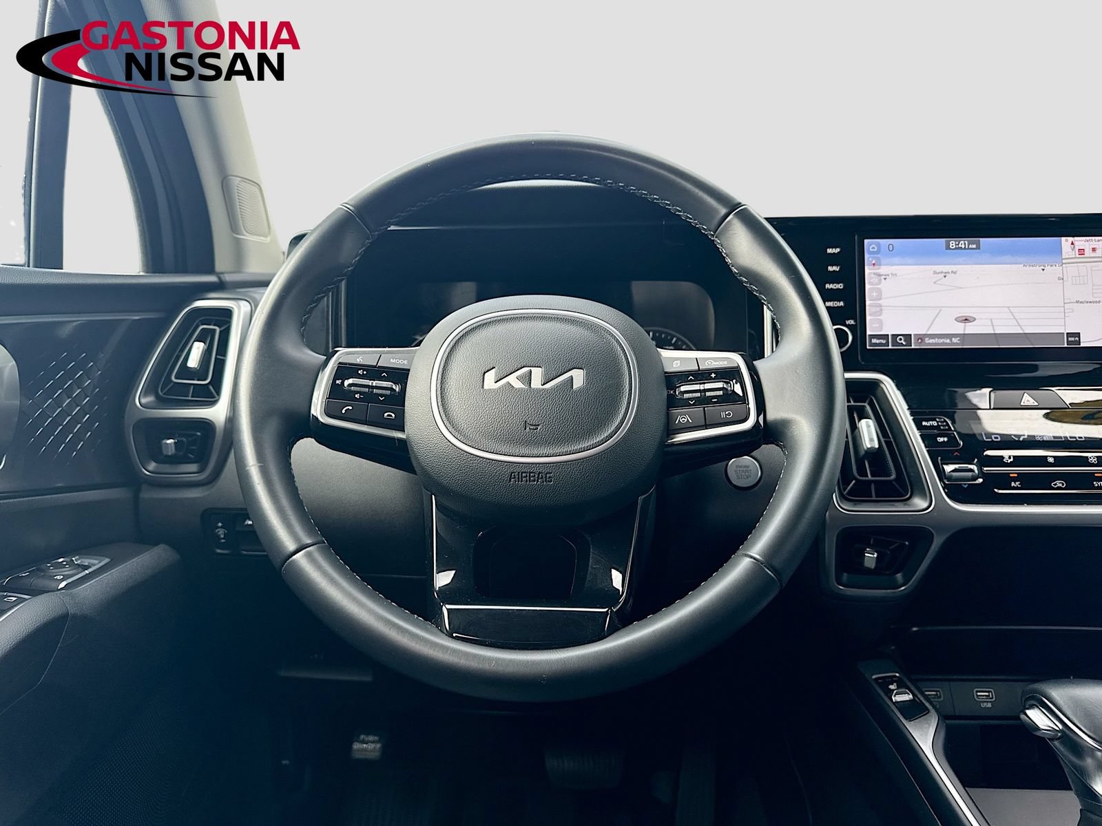 Used 2022 Kia Sorento S FWD image 31