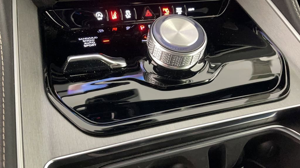 New 2025 Jeep Wagoneer Series II image 17