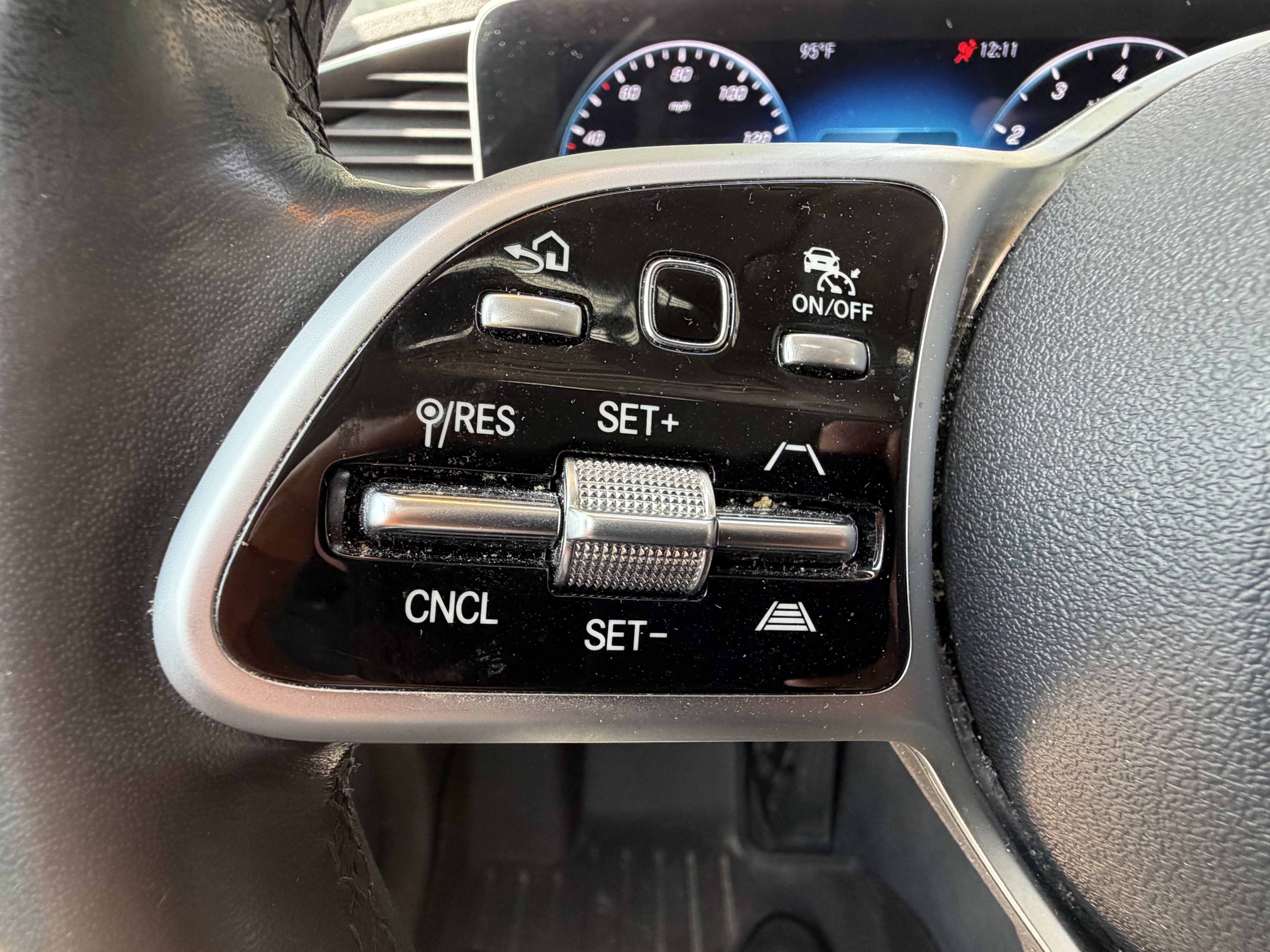 Used 2020 Mercedes-Benz GLS 450 4MATIC image 19