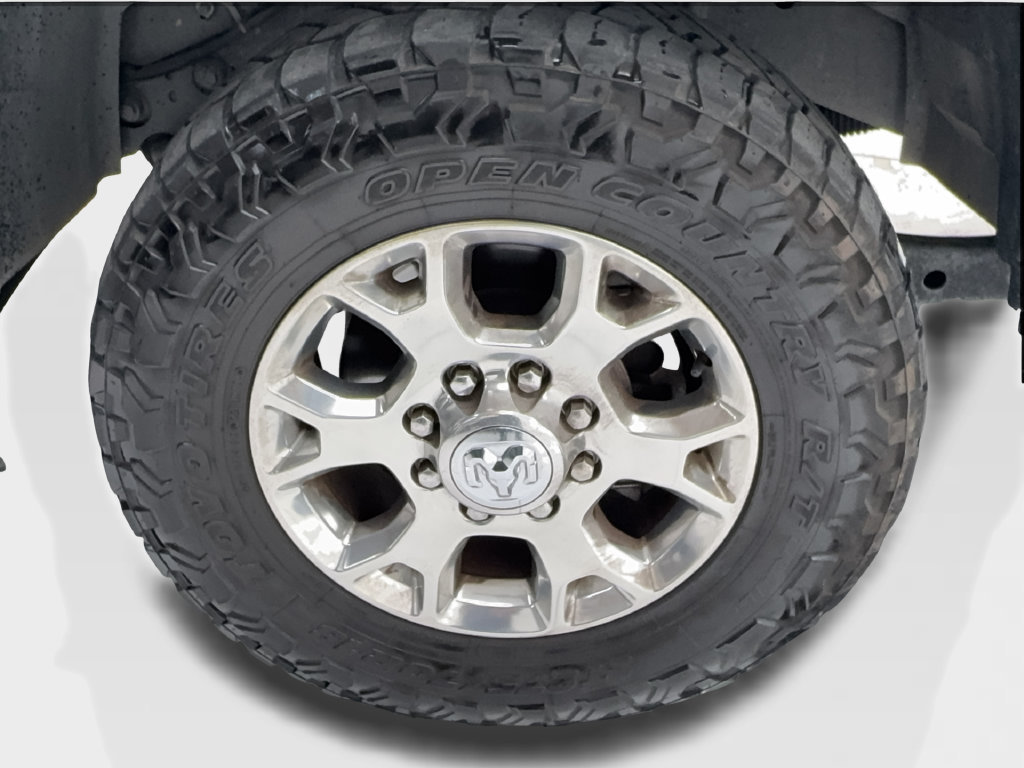 Used 2022 RAM 2500 Laramie AWD/4WD image 16