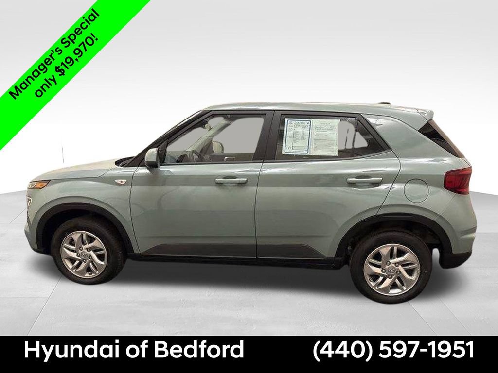 Certified 2026 Hyundai Venue SE FWD image 9