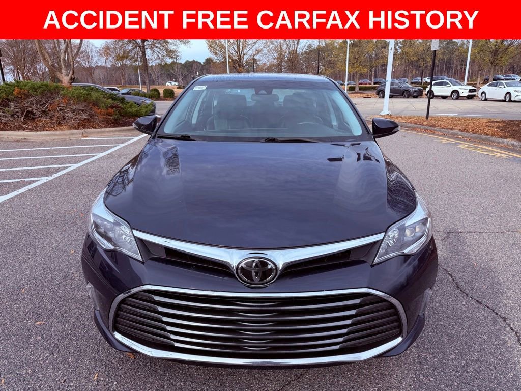 Used 2017 Toyota Avalon image 2