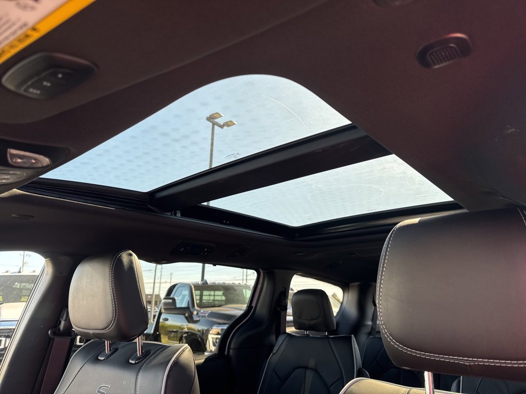 New 2026 Chrysler Pacifica Limited w/ S Appearance Package image 40