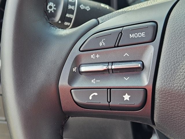 Used 2023 Hyundai Kona Limited w/ Cargo Package FWD image 32