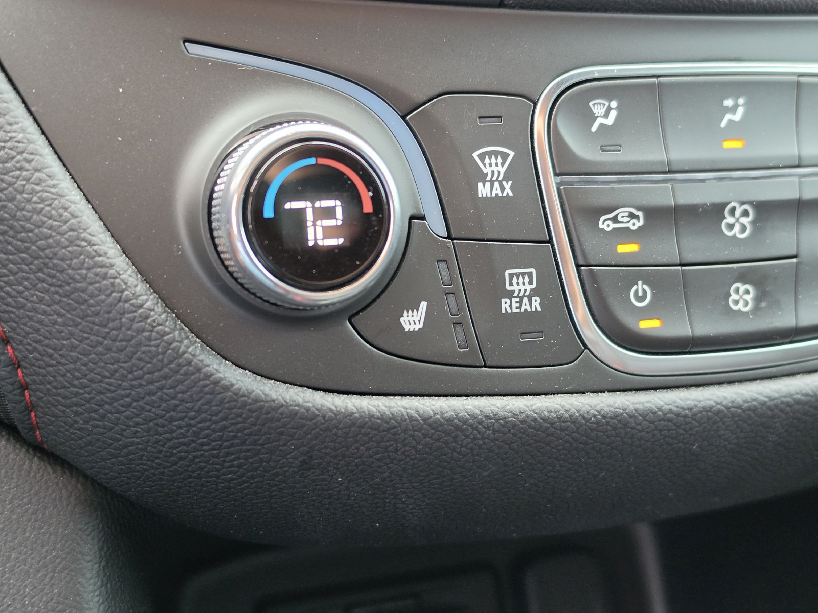 Used 2022 Chevrolet Equinox RS w/ RS Leather Package FWD image 31