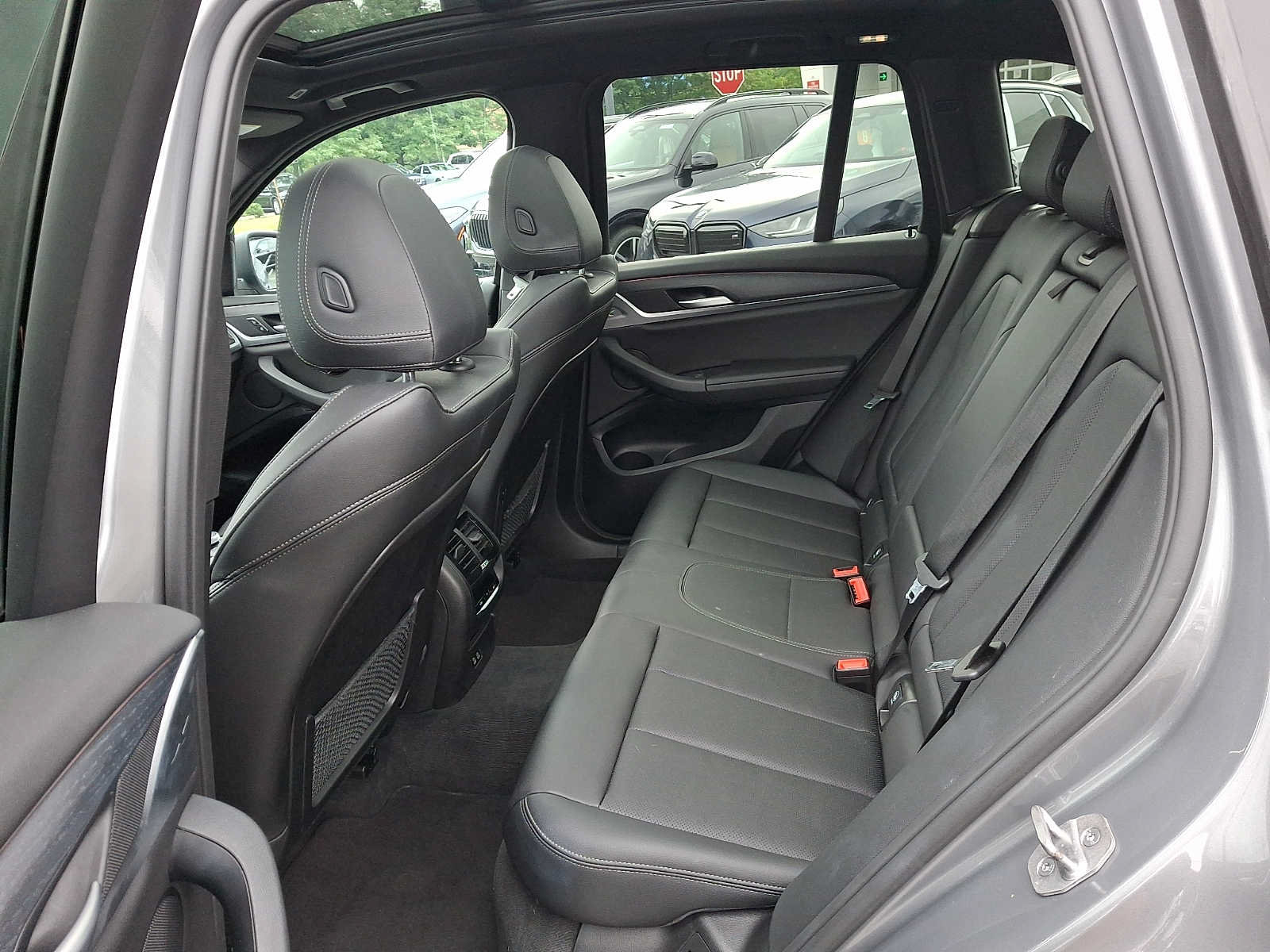 Used 2023 BMW X3 xDrive30i w/ Premium Package AWD/4WD image 11