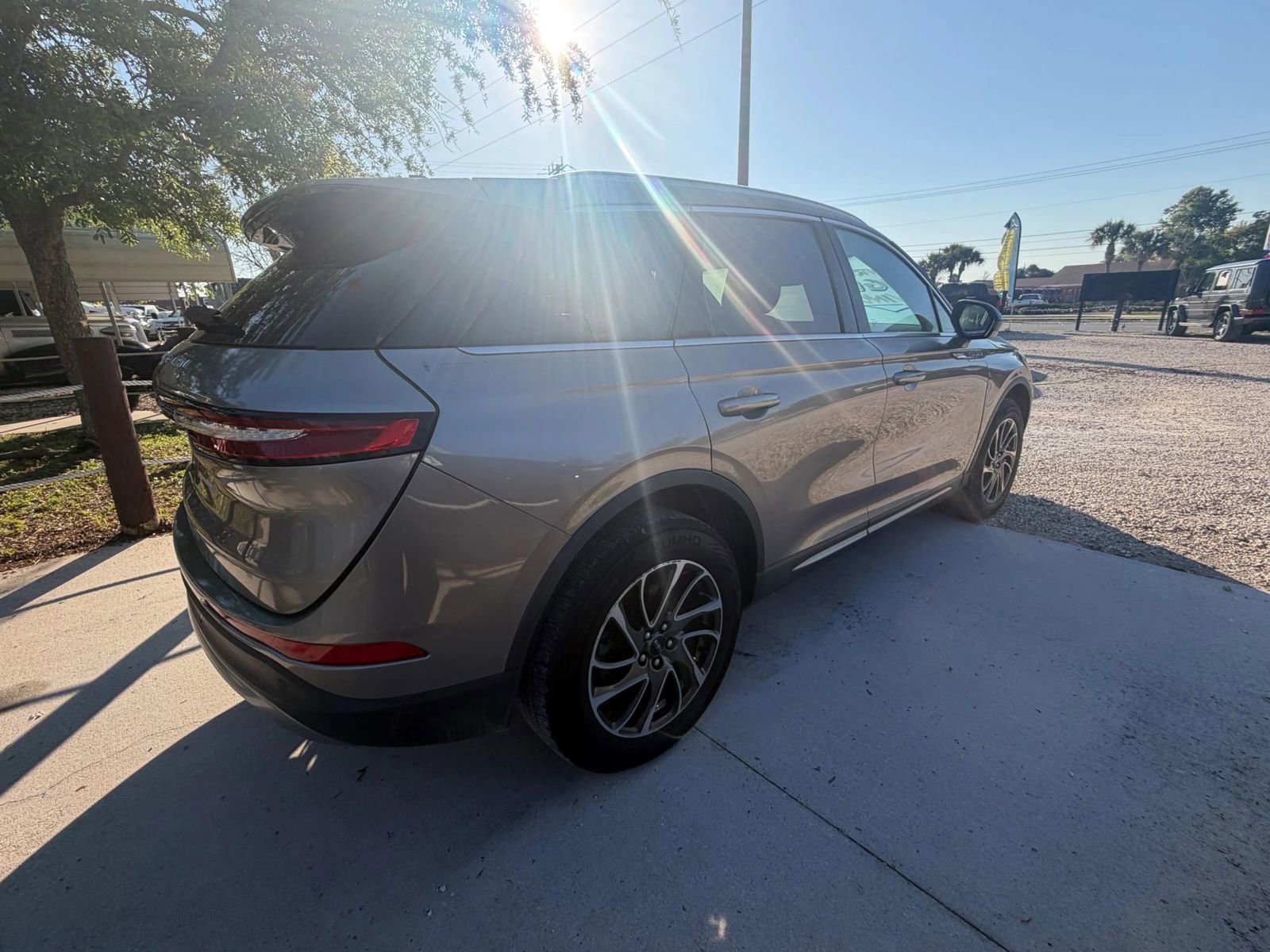 Used 2020 Lincoln Corsair FWD w/ Equipment Group 101A image 6