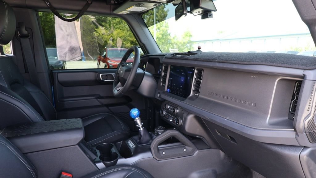 Used 2025 Ford Bronco Badlands AWD/4WD image 15