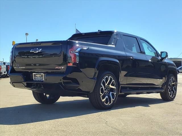 New 2024 Chevrolet Silverado EV RST AWD/4WD image 4