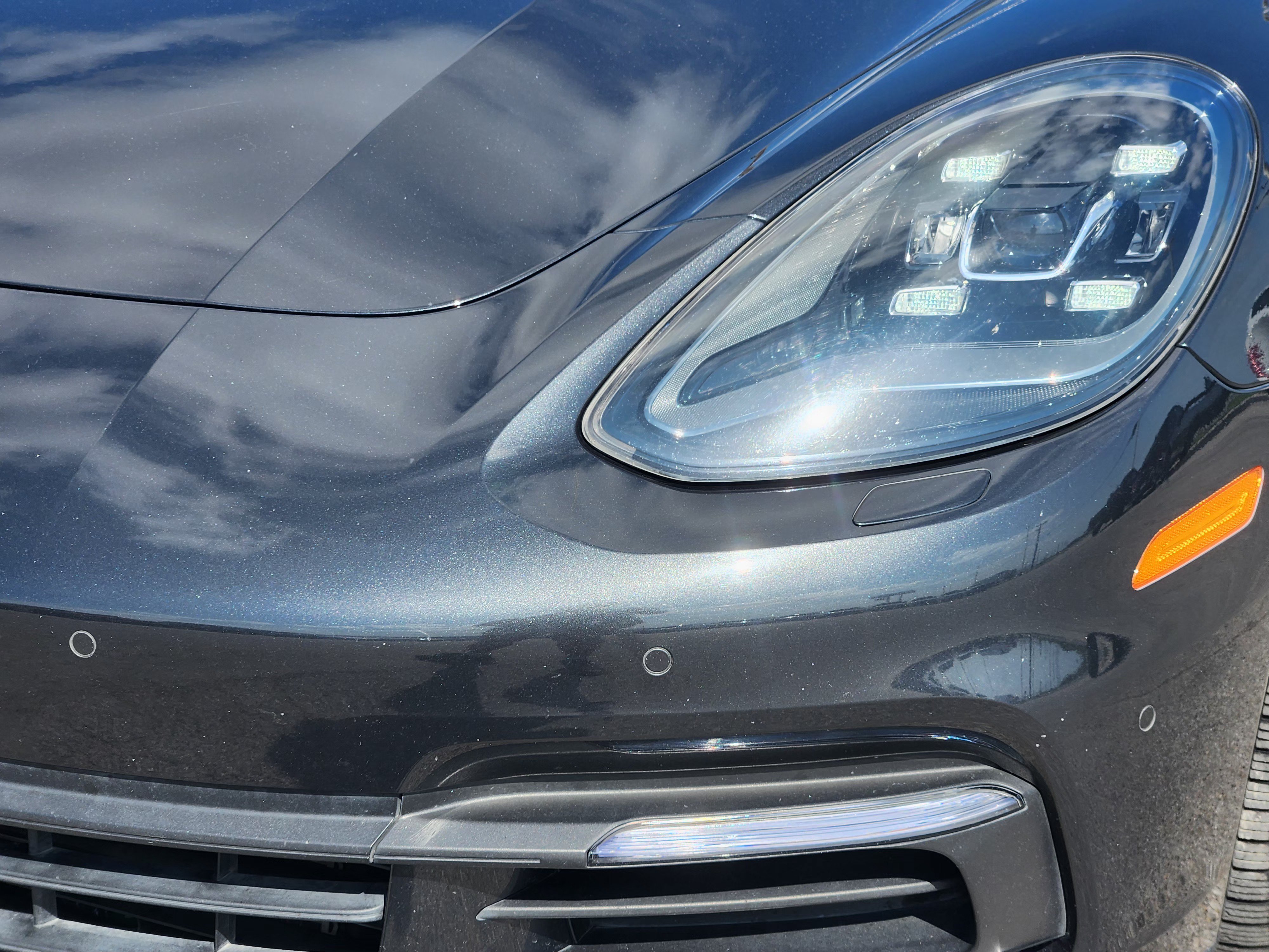 Used 2018 Porsche Panamera 4 AWD/4WD image 8