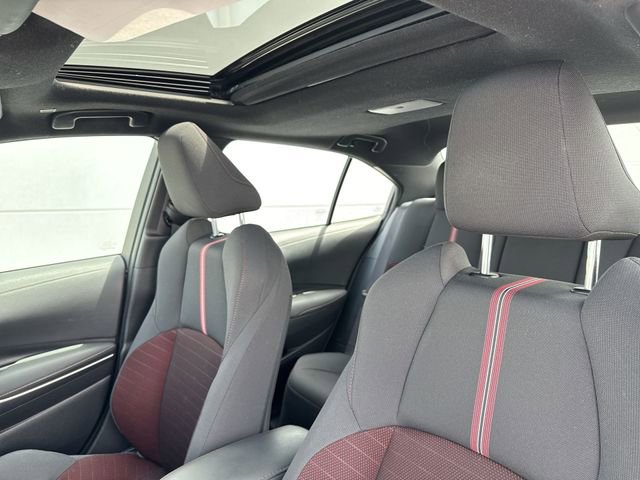 Used 2024 Toyota Corolla SE w/ SE Premium Package FWD image 12