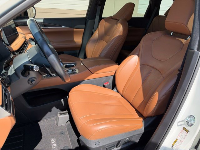 Used 2022 INFINITI QX60 Sensory w/ Cargo Package FWD image 10