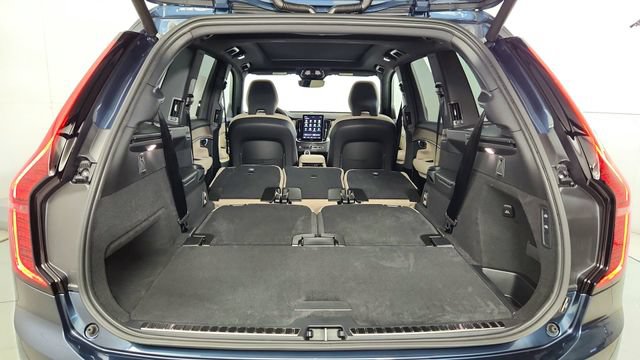 New 2026 Volvo XC90 B5 Plus AWD/4WD image 43