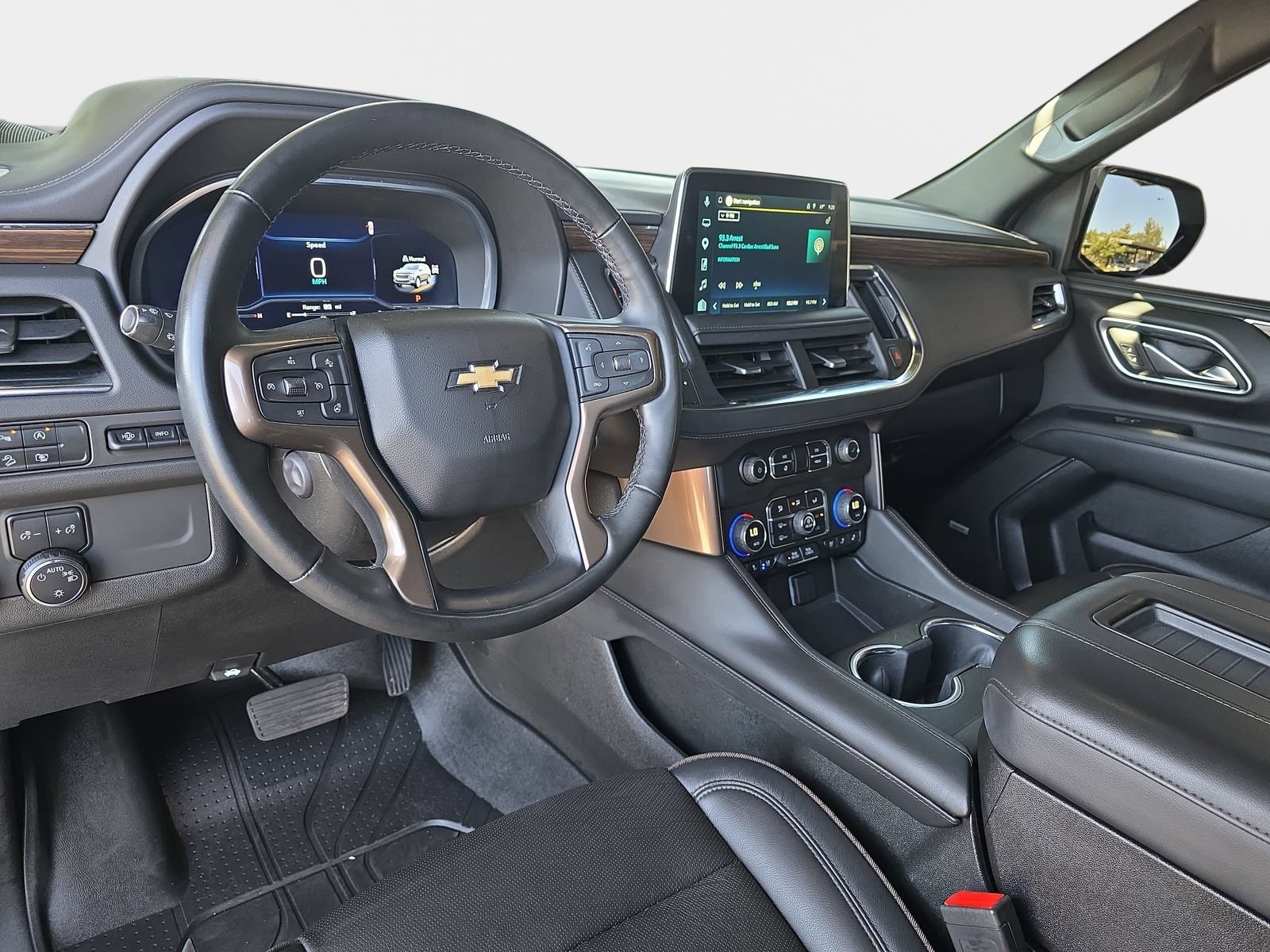 Used 2023 Chevrolet Suburban High Country AWD/4WD image 20
