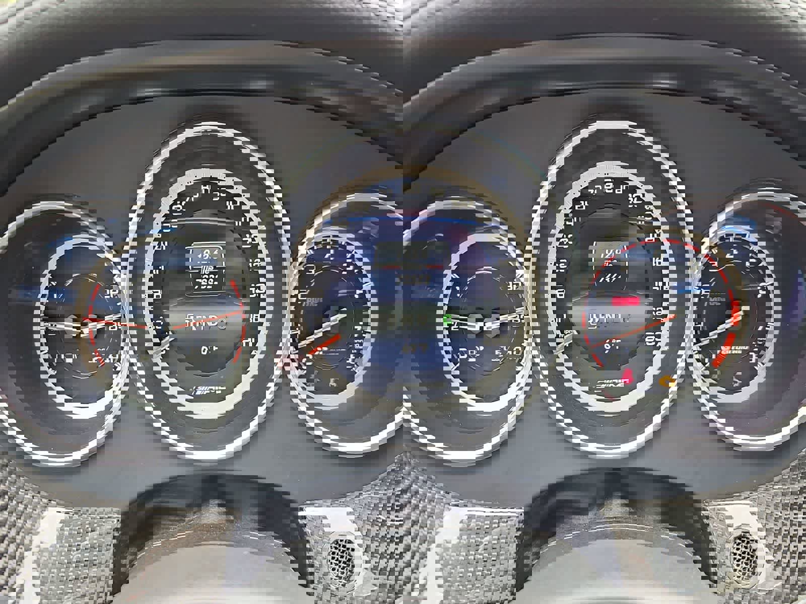 Used 2015 Mercedes-Benz CLS 63 AMG S-Model w/ Premium Package II image 34