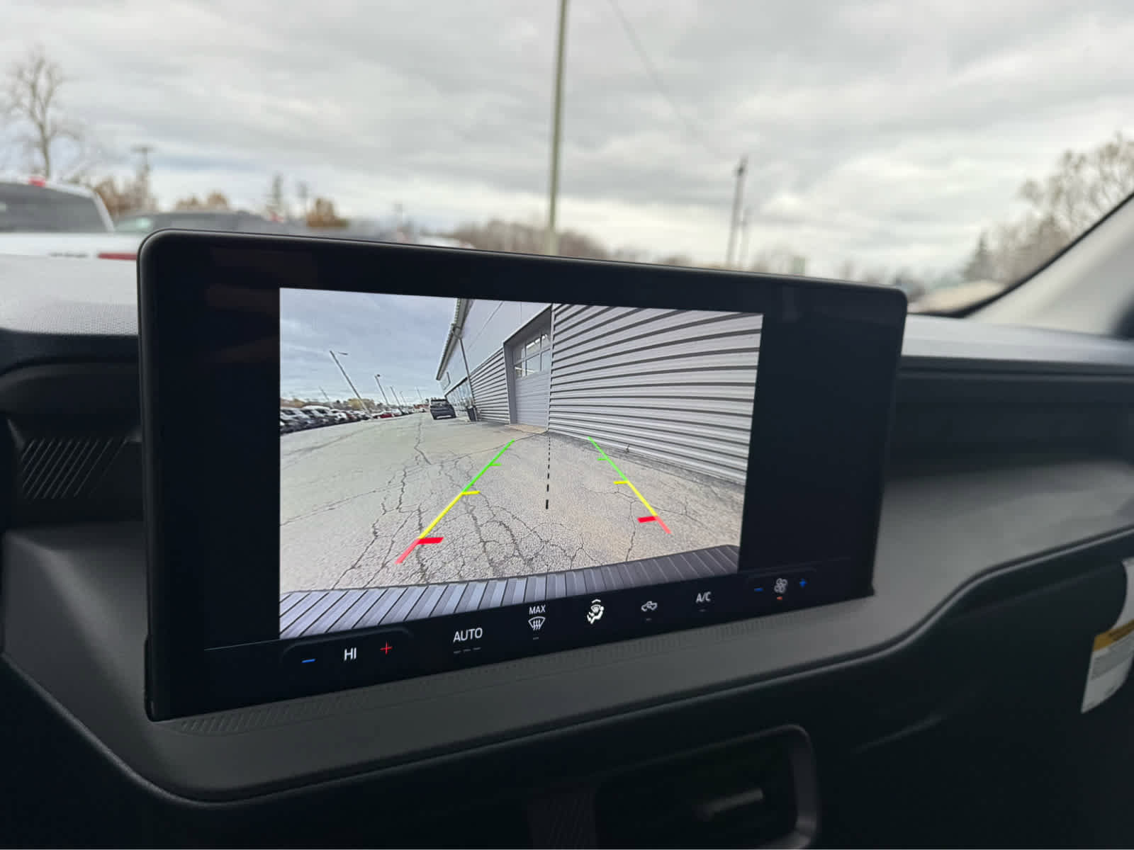 New 2025 Ford Maverick XL w/ 4K Tow Package image 18