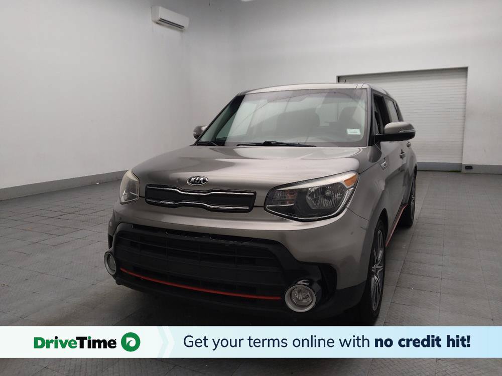 Used 2019 Kia Soul ! FWD image 1