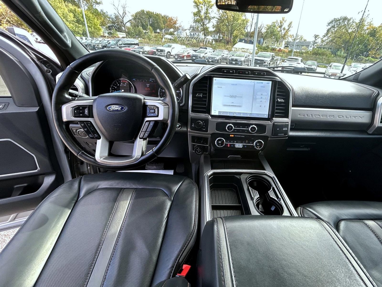 Used 2022 Ford F250 Platinum w/ FX4 Off-Road Package image 12