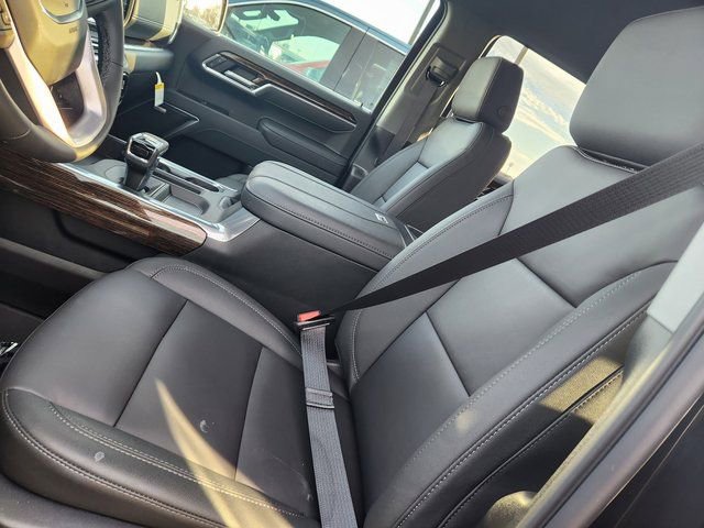 New 2026 GMC Sierra 1500 Elevation w/ Elevation Premium Package AWD/4WD image 12
