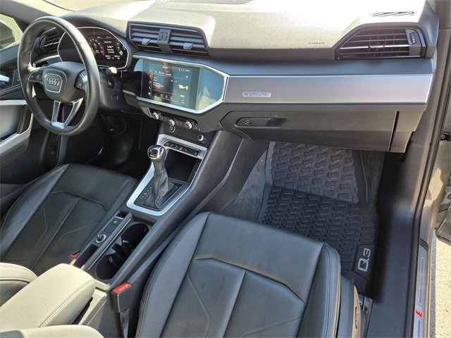 Used 2022 Audi Q3 2.0T Premium Plus w/ Premium Plus Package image 21