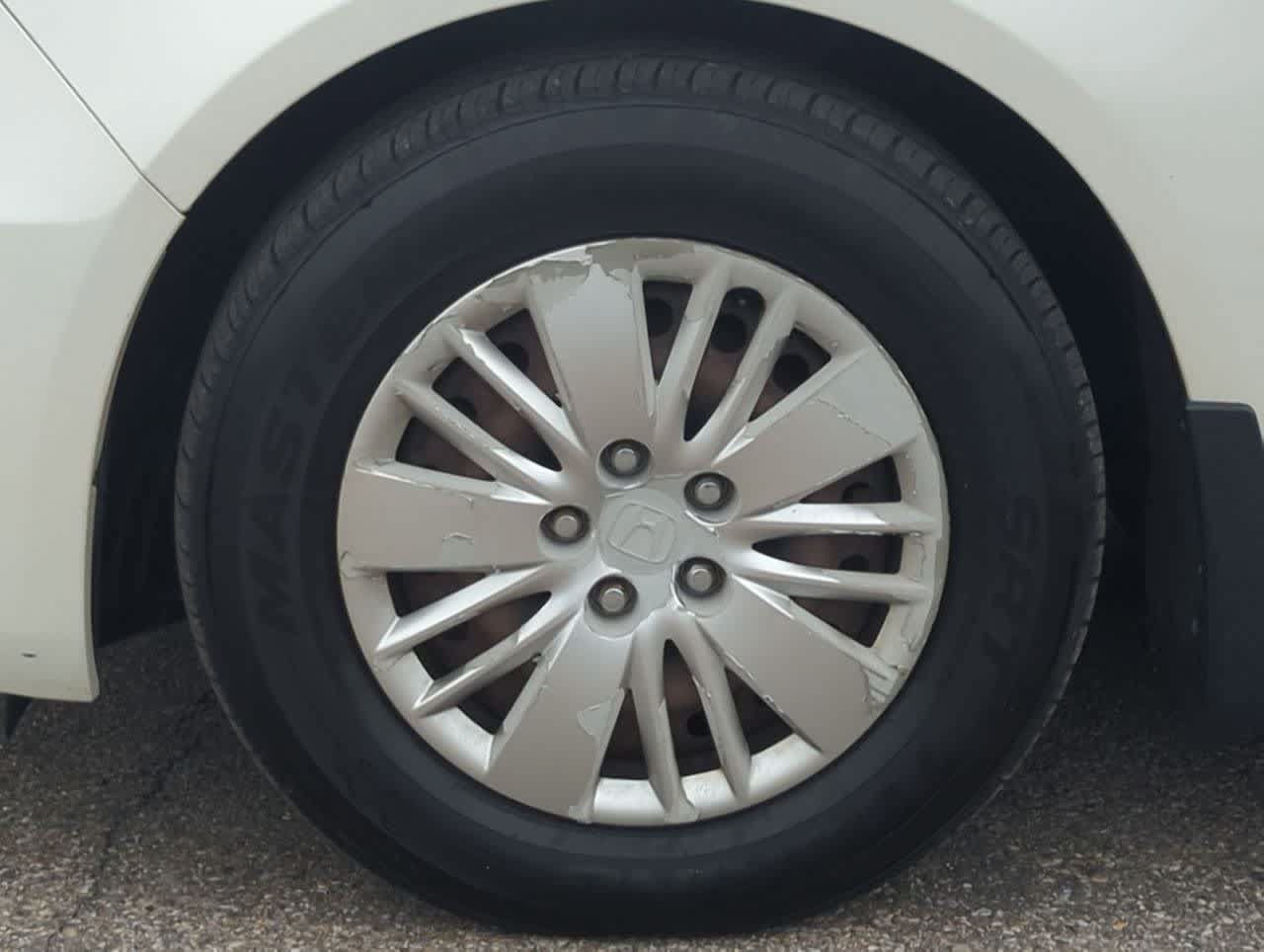 Used 2016 Honda Odyssey LX image 13