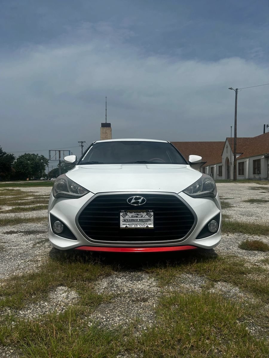 Used 2016 Hyundai Veloster Turbo R-Spec FWD image 2