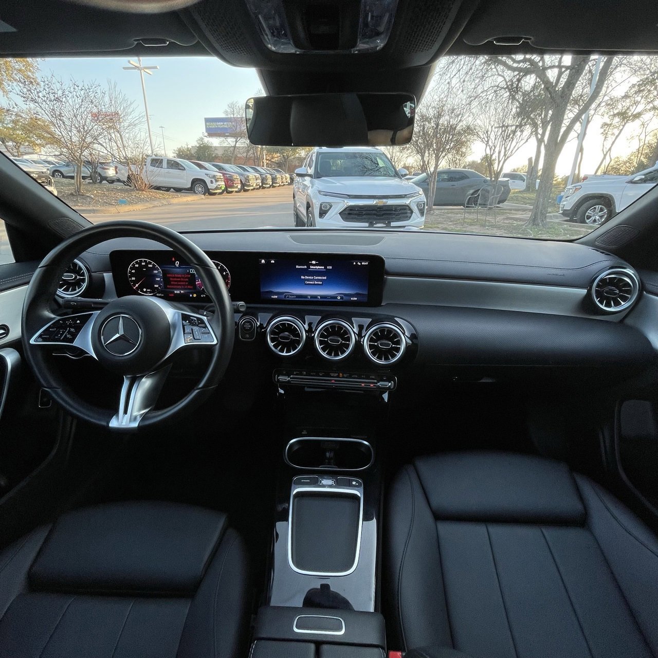 Used 2025 Mercedes-Benz CLA 250 image 10