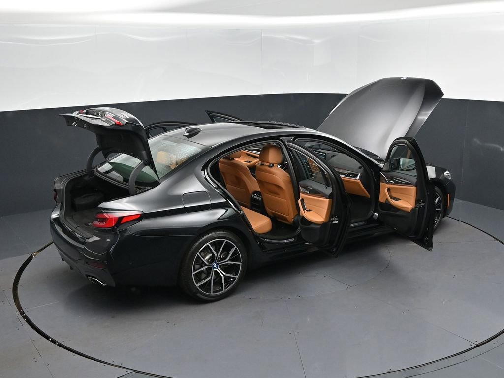 Certified 2023 BMW 530e w/ M Sport Package image 49