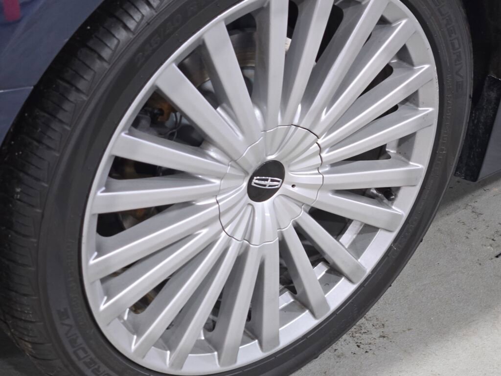 Used 2017 Lincoln MKZ Reserve image 15