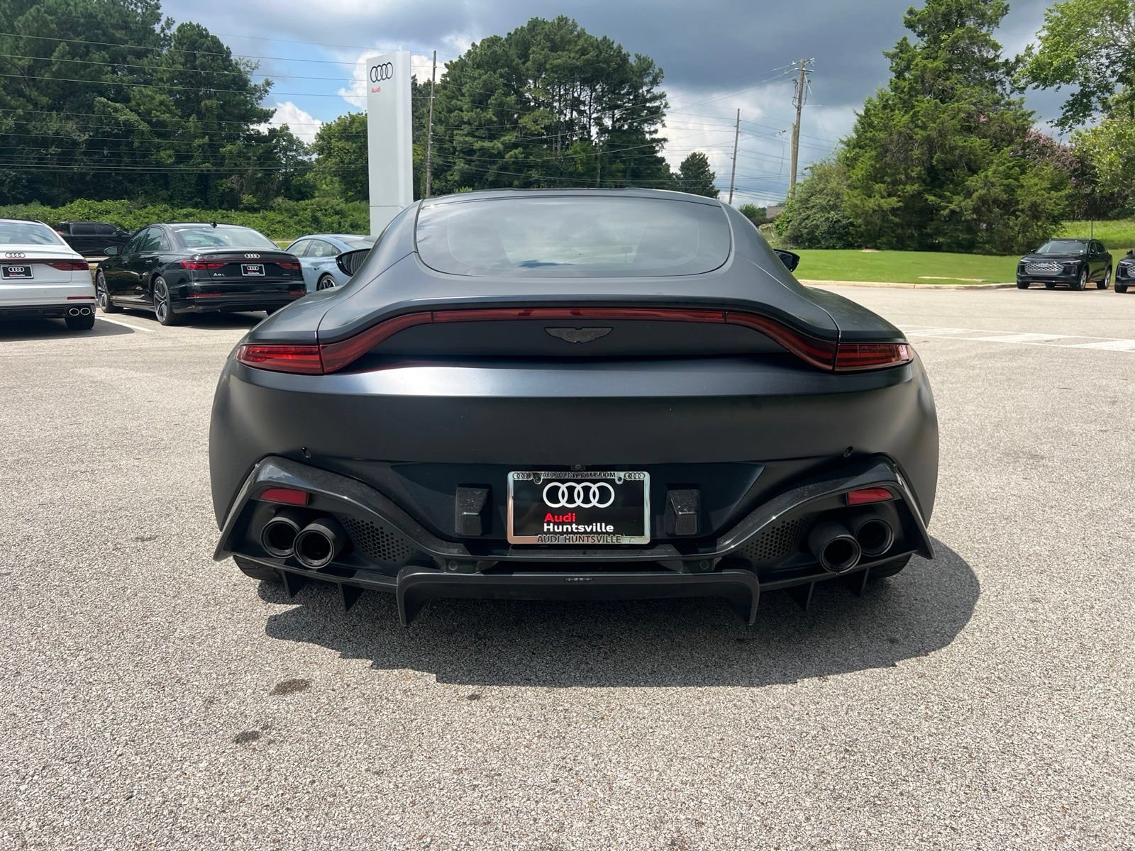 Used 2020 Aston Martin V8 Vantage Coupe RWD image 8