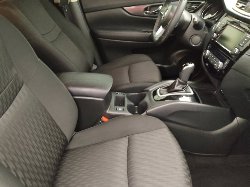Used 2018 Nissan Rogue SV FWD image 21