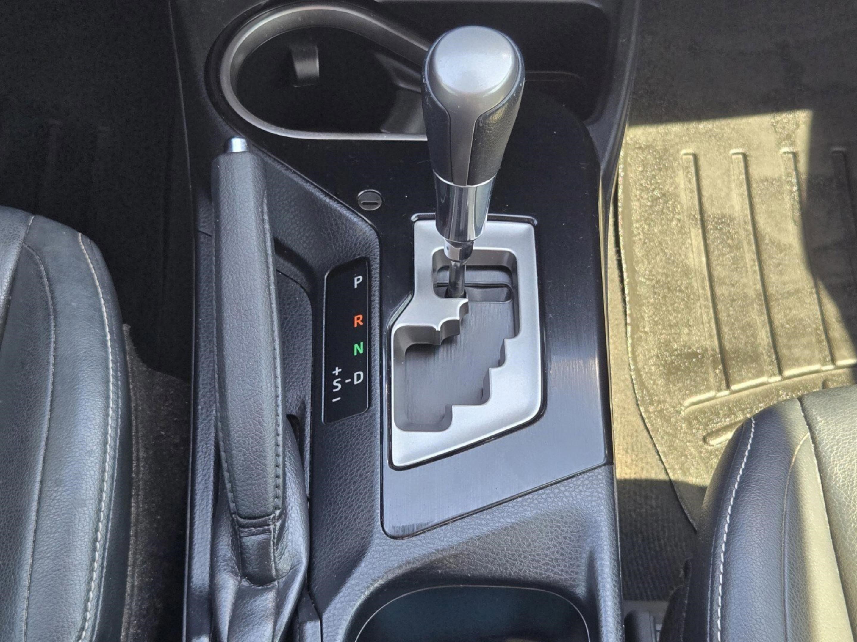 Used 2016 Toyota RAV4 Limited image 41