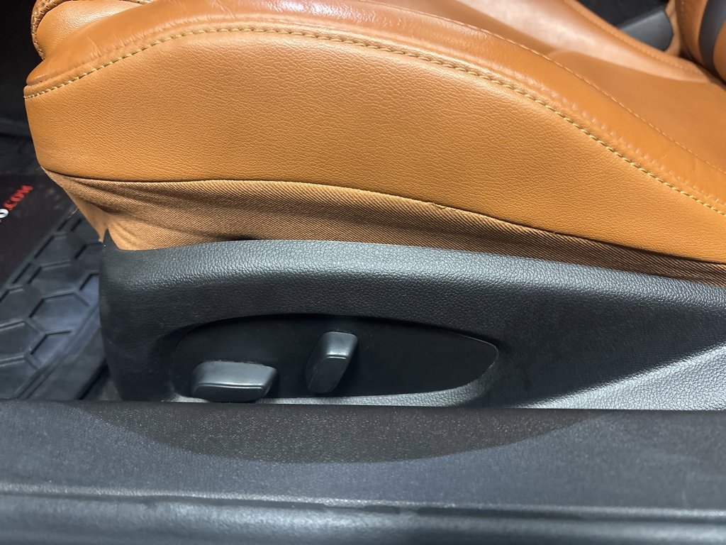 Used 2021 Chevrolet Camaro SS image 26