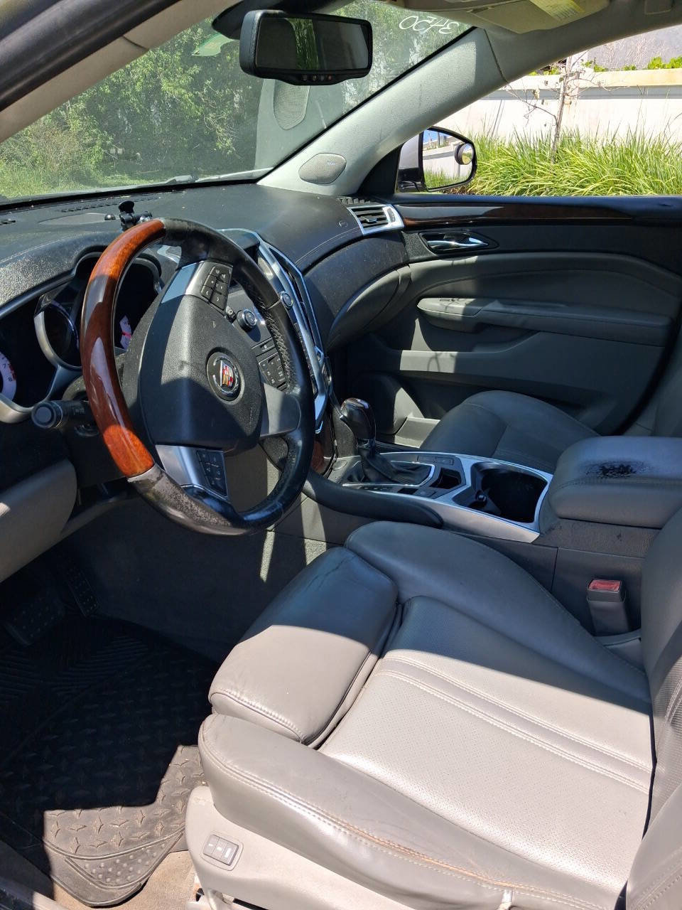 Used 2011 Cadillac SRX Luxury FWD image 10