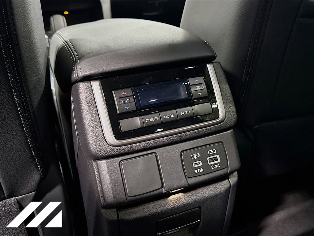 Used 2026 Subaru Ascent Premium AWD/4WD image 24