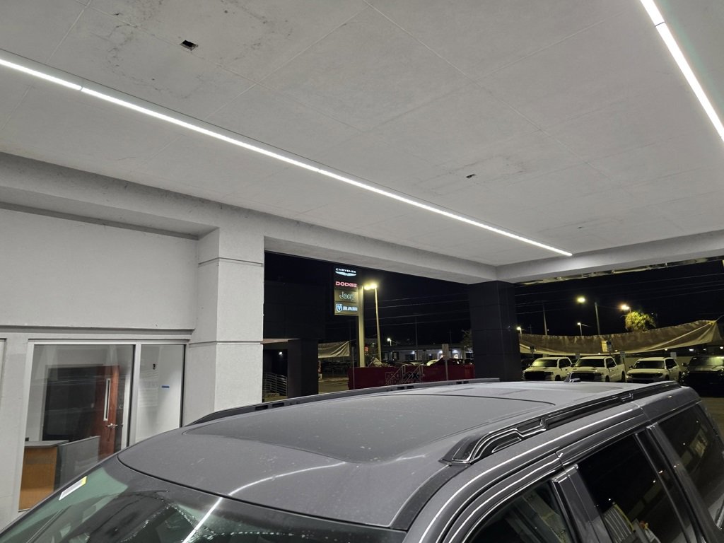 New 2025 Jeep Wagoneer L Series II w/ Premium Group I image 12